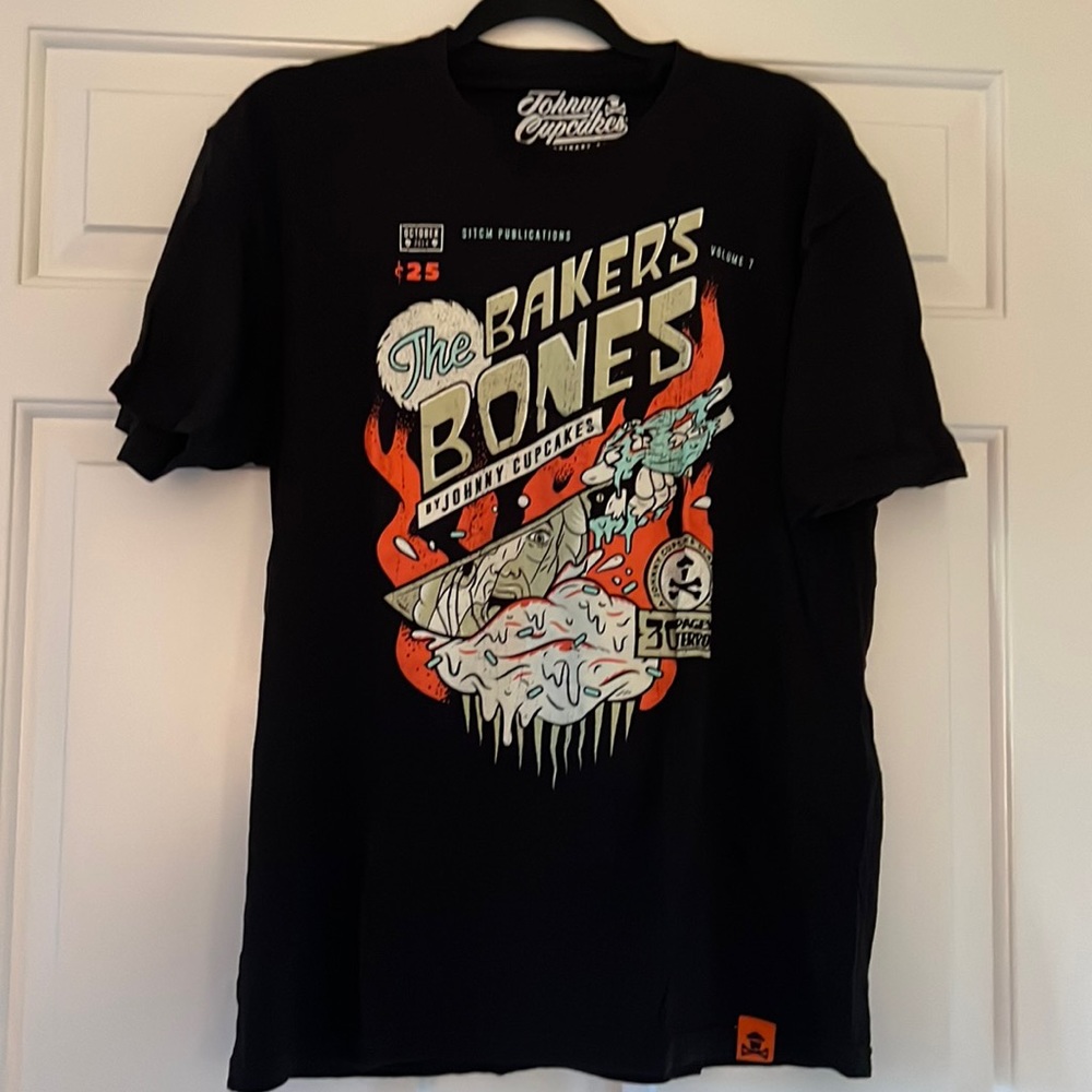Johnny cupcakes shirt